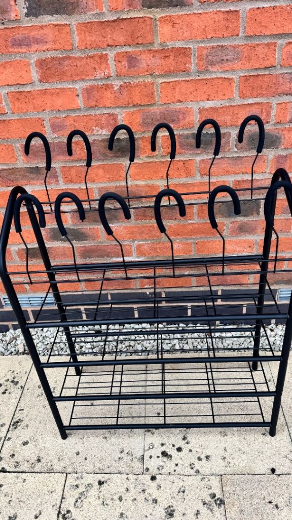 Black shoe rack 