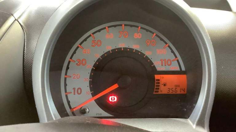 2011 Peugeot 107 1.0 Urban 3dr HATCHBACK PETROL Manual