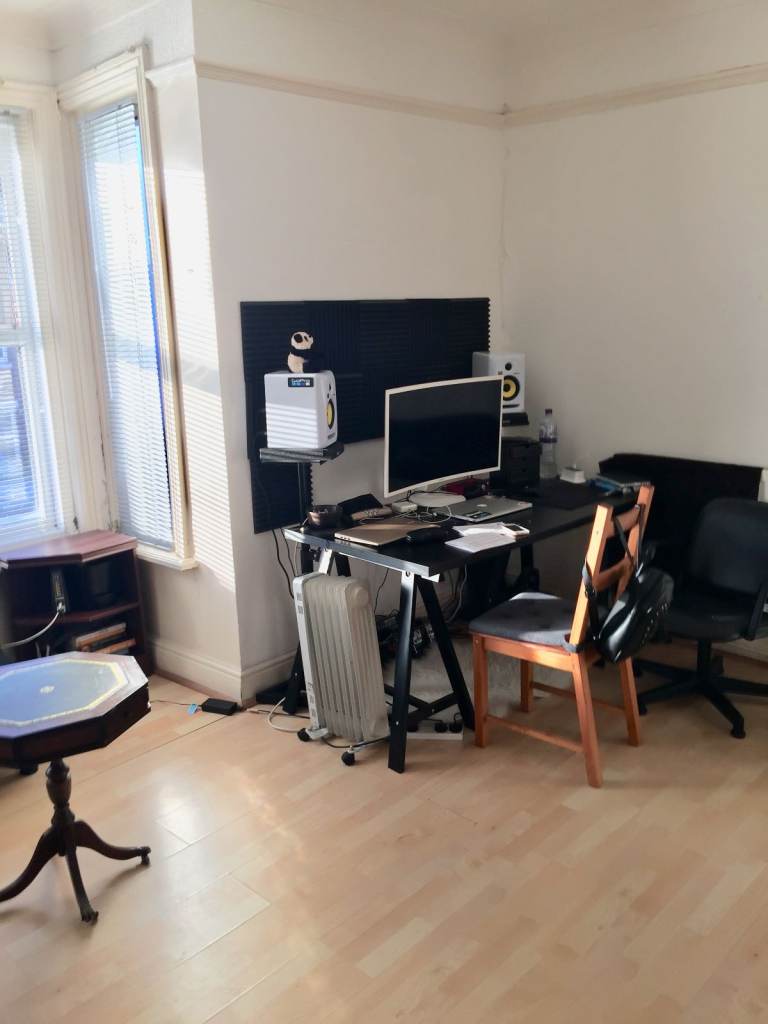 1 bed flat - Shirley - BILLS INC - Available 27th January 2026