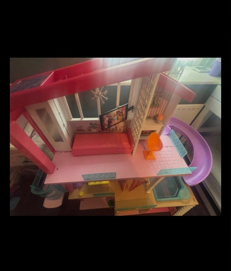 Barbie and the dream house 