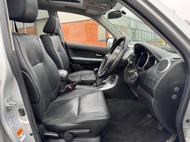 SUZUKI GRAND VITARA 2.4 VVT SZ5 4WD Euro 5 5dr 2011