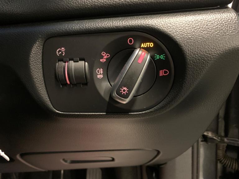 2016 Audi Q3 2.0 TDI S line Plus quattro Euro 6 (s/s) 5dr ESTATE Diesel Manual