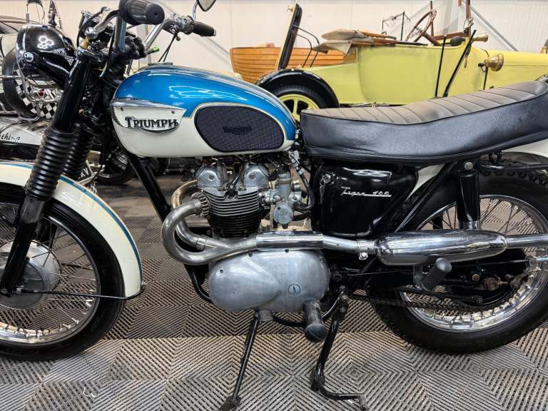 1967 Triumph Daytona T100R 500cc, lovely useable classic, Px welcome. 