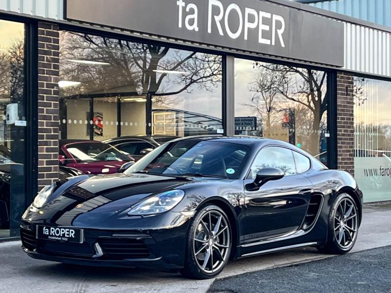 PORSCHE 718 Cayman 2.0T T PDK 300ps