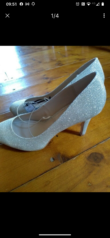 Size 6 sparkly shoes BNWT