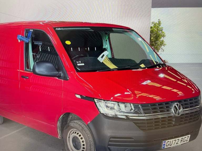 2022 Volkswagen Transporter 2.0 TDI 150PS Startline T32 / TAIL-GATE / AIR-CON / 6 SPEED PANEL VAN...