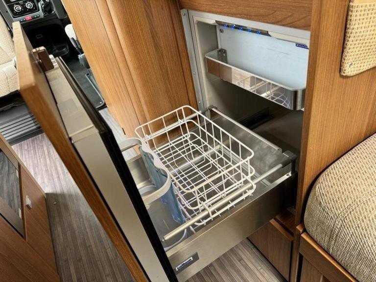 FIAT DUCATO AUTOTRAIL V-line 610 Sport Motorhome 35 C/C MULTIJET II Grey Manual