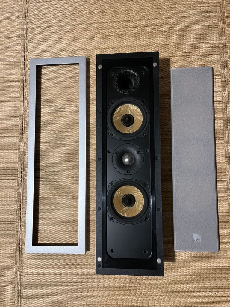 Great condition- B&W Bowers & Wilkins FPM4 In- Wall/On-Wall Single Speaker