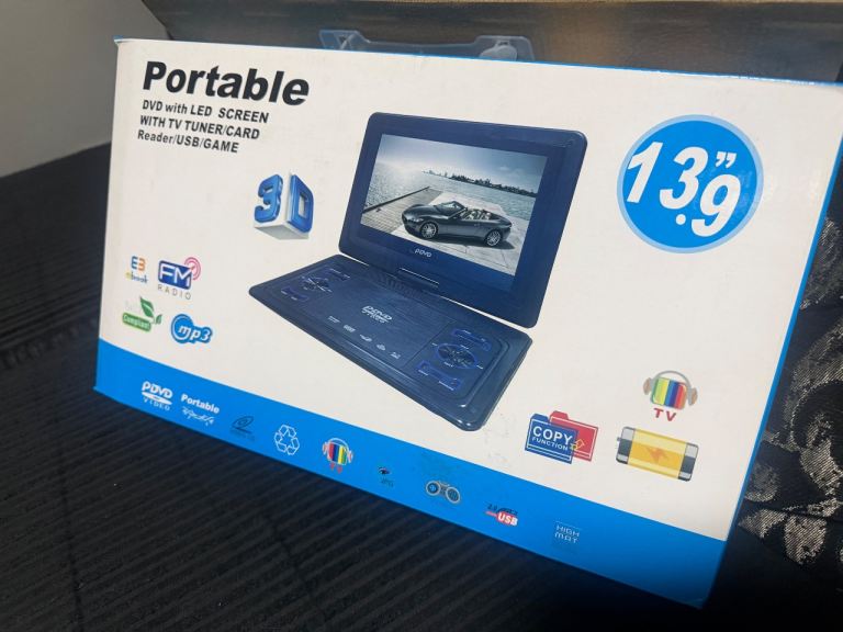 Portable dvd player 