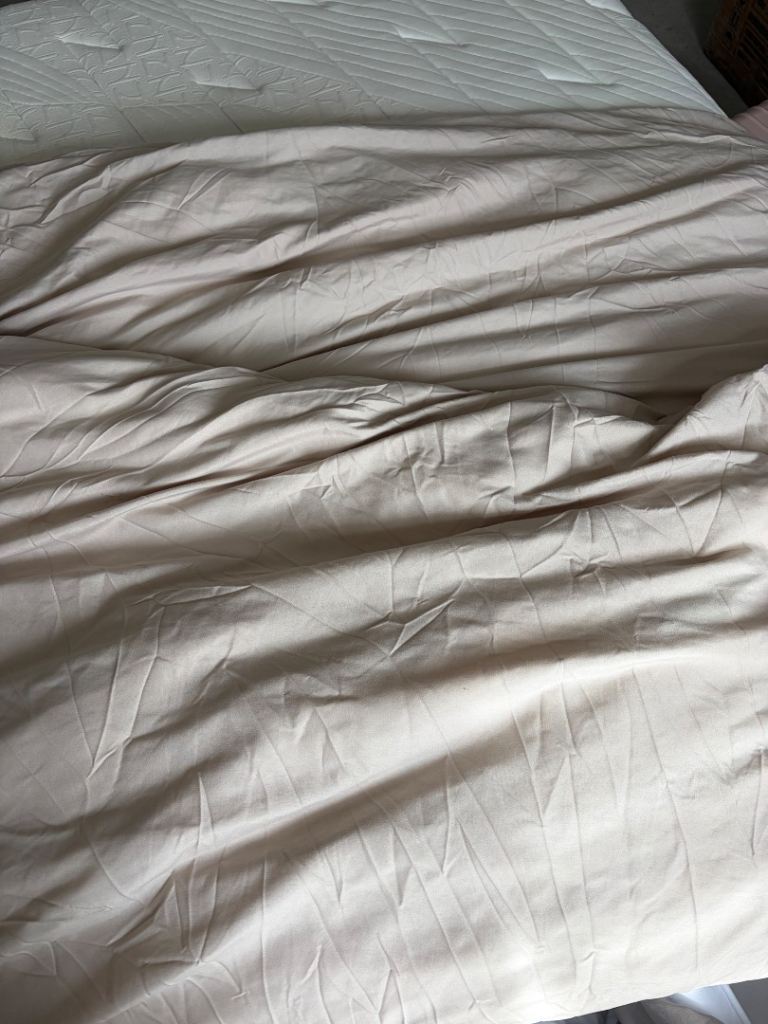 John Lewis Double Size Duvet with Cover – Good Condition