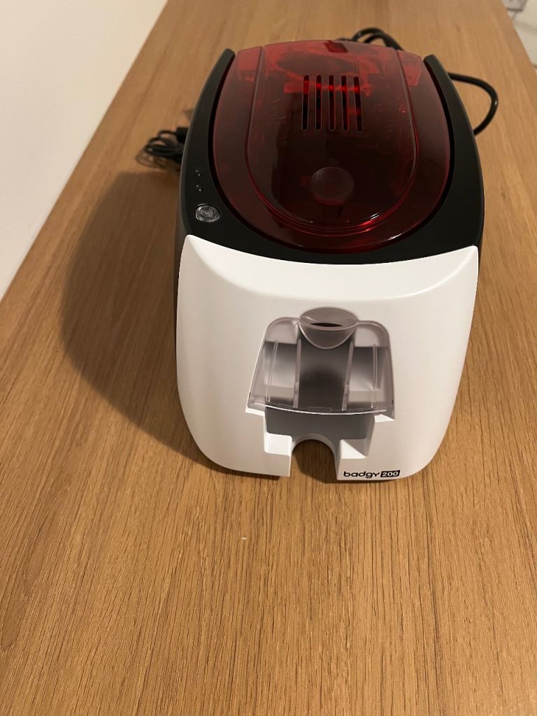 Evolis Badgy200 PVC ID Card Badge Printer + 100 Cards & Ribbon – UNUSED