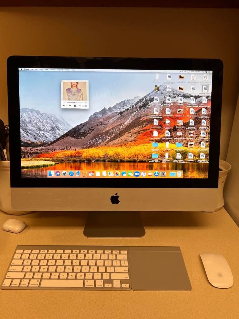 Apple iMac 21.5" All-in-One Desktop PC - Good Condition