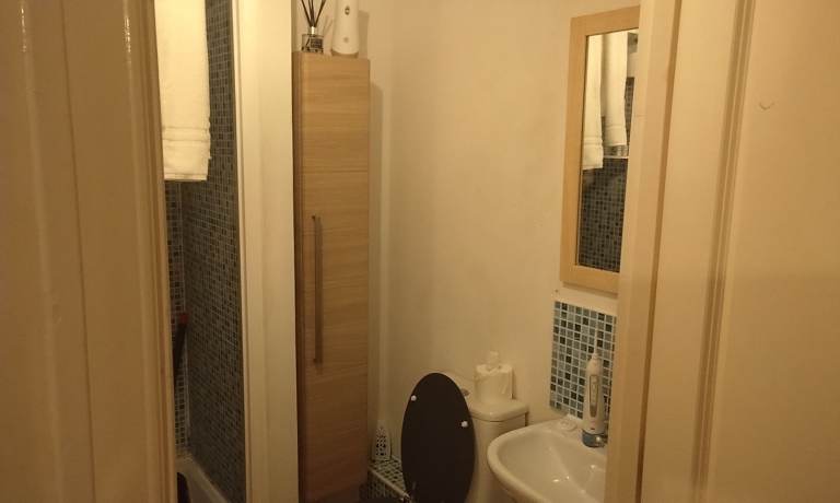Double En-suite Room.  Txt call 