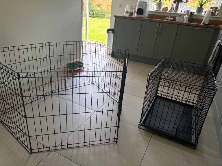 Dog Crate and Playpen Set - Excellent Condition
