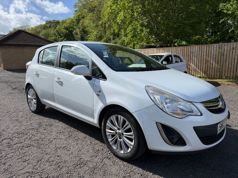 Vauxhall corsa 1.4 SE automatic Auto with 1 years MOT  (unlike ford fiesta )