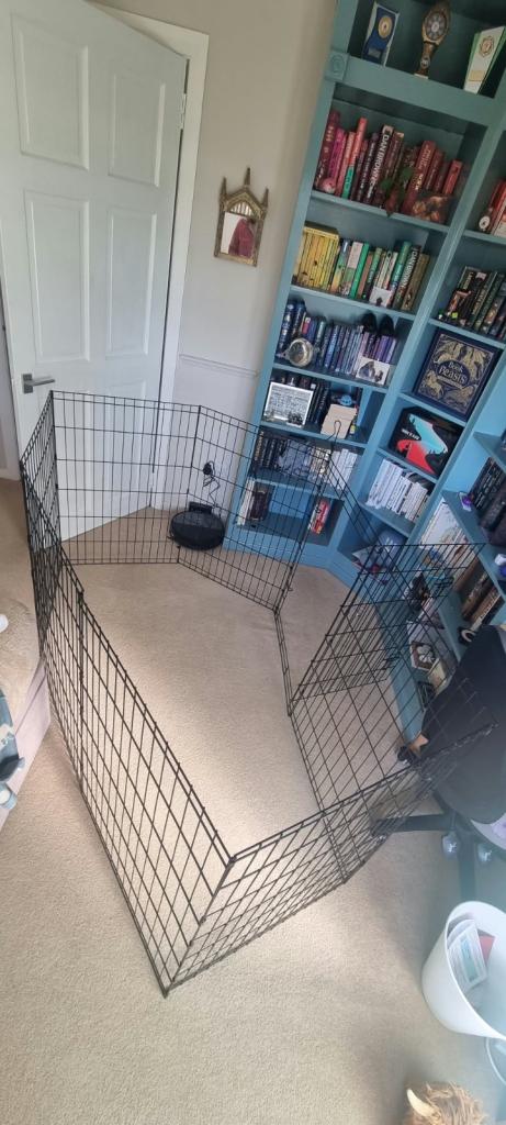 Black metal pet playpen - eight panel