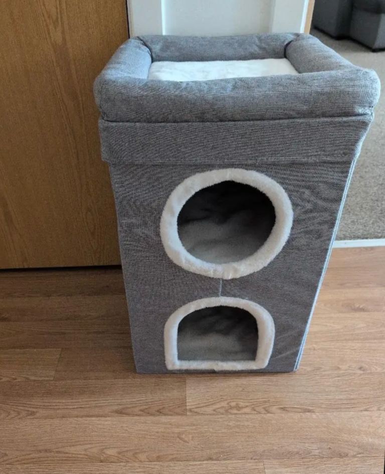Cat Activity House/Scratcher – Grey new in box 