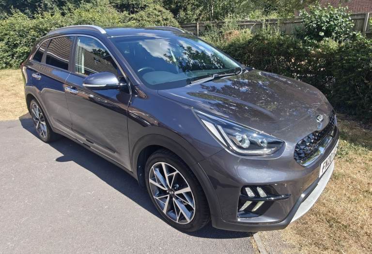 2020 Kia NIRO 4 SUV Petrol Hybrid - very low mileage, Kia dealer FSH