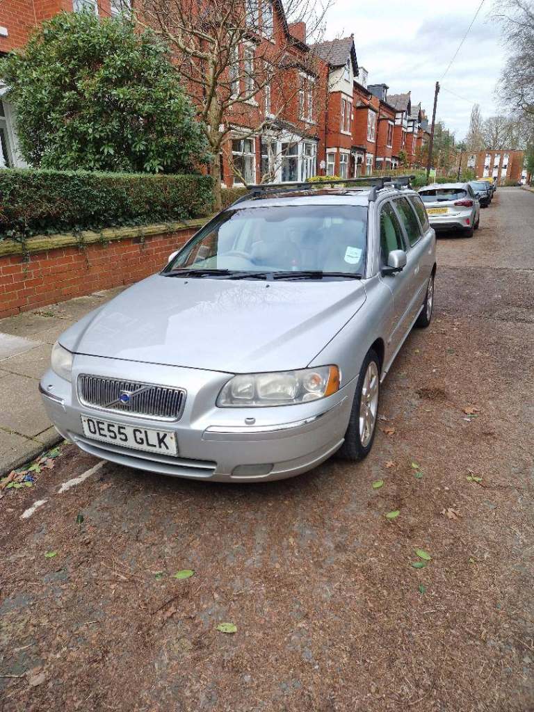 Volvo, V70, Estate, 2005, Semi-Auto, 2401 (cc), 5 doors