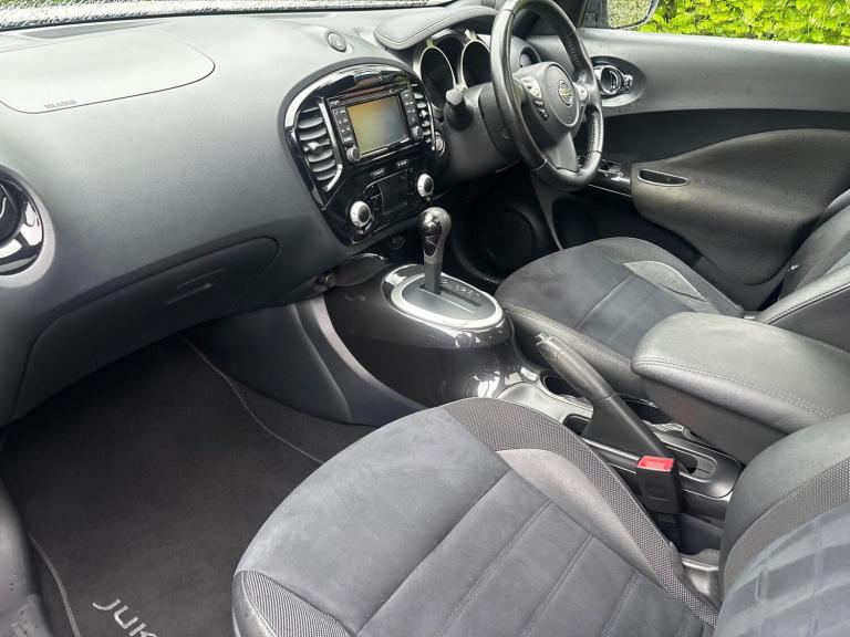 2017 Nissan Juke 1.6 N-Connecta XTRON Euro 6 5dr HATCHBACK Petrol Automatic