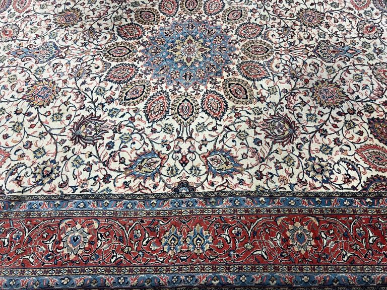 Persian sarouk rug 270x350cm