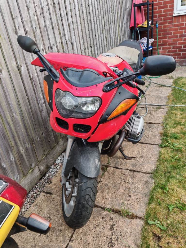 Breaking 2000 BMW R1100S – Spare Parts Available