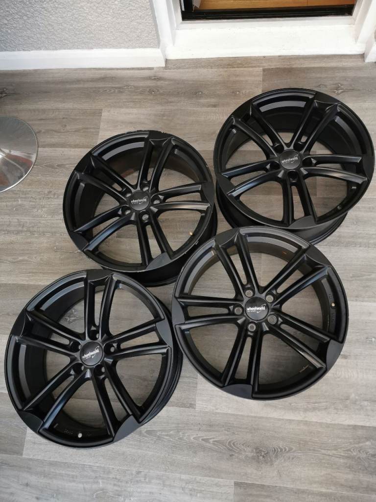 19" WH27 Matt Black Alloy Wheels