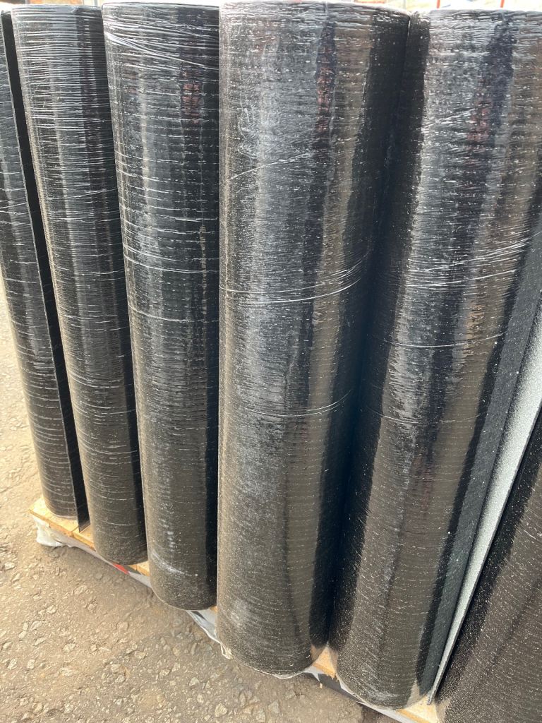 Torch on green mineral roofing felt 