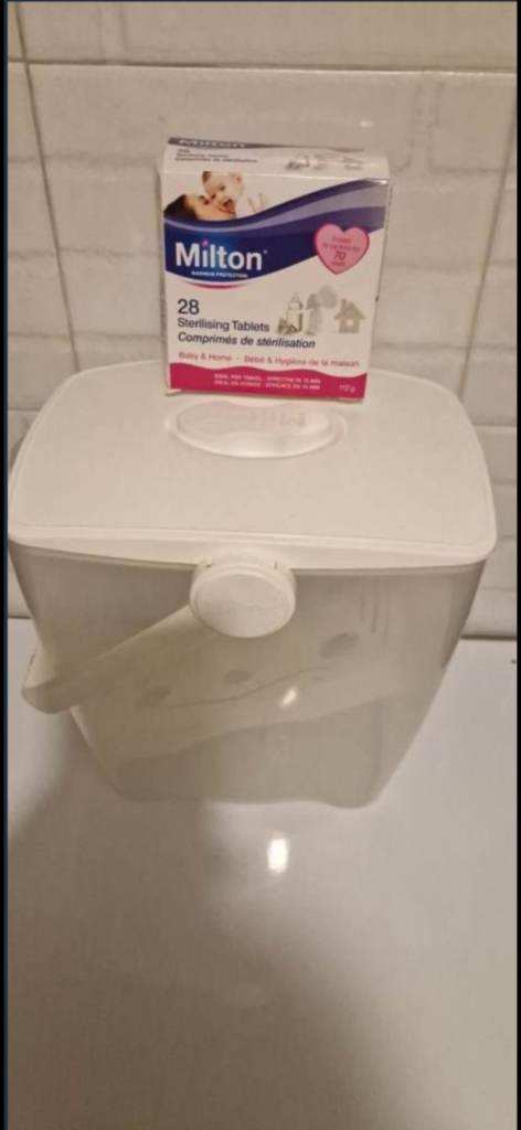 Steriliser and tablets