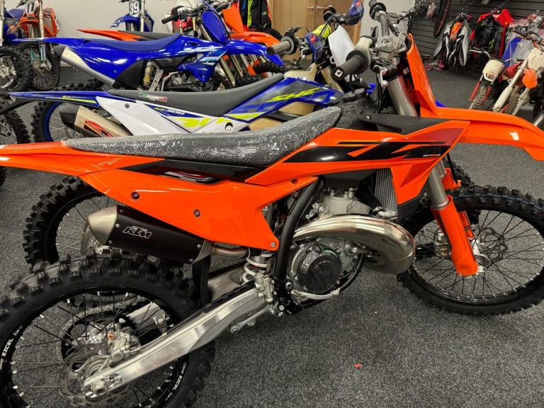 KTM SX300 2025 ZERO HOURS SX MC TC YZ  - DIRT Wheelz UK 01633 497007