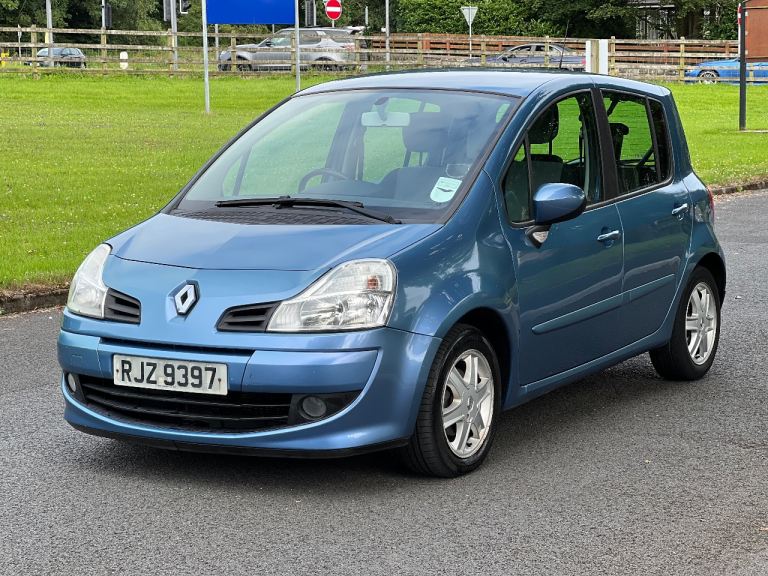 Renault, Modus Hatchback, 2010, automatic , 1598 (cc), 5 doors