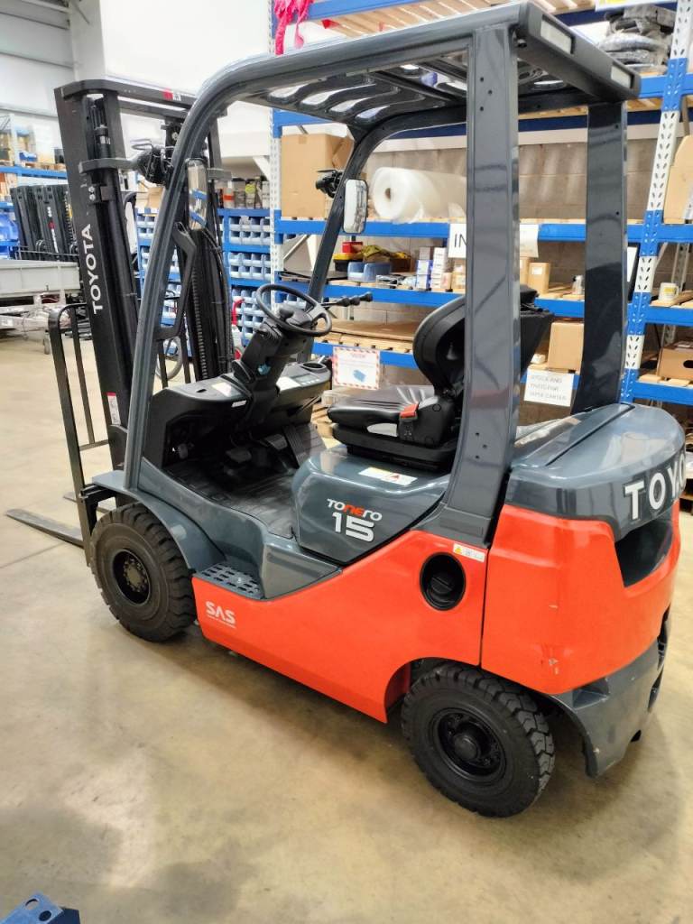 Toyota forklift rental £120 PW 