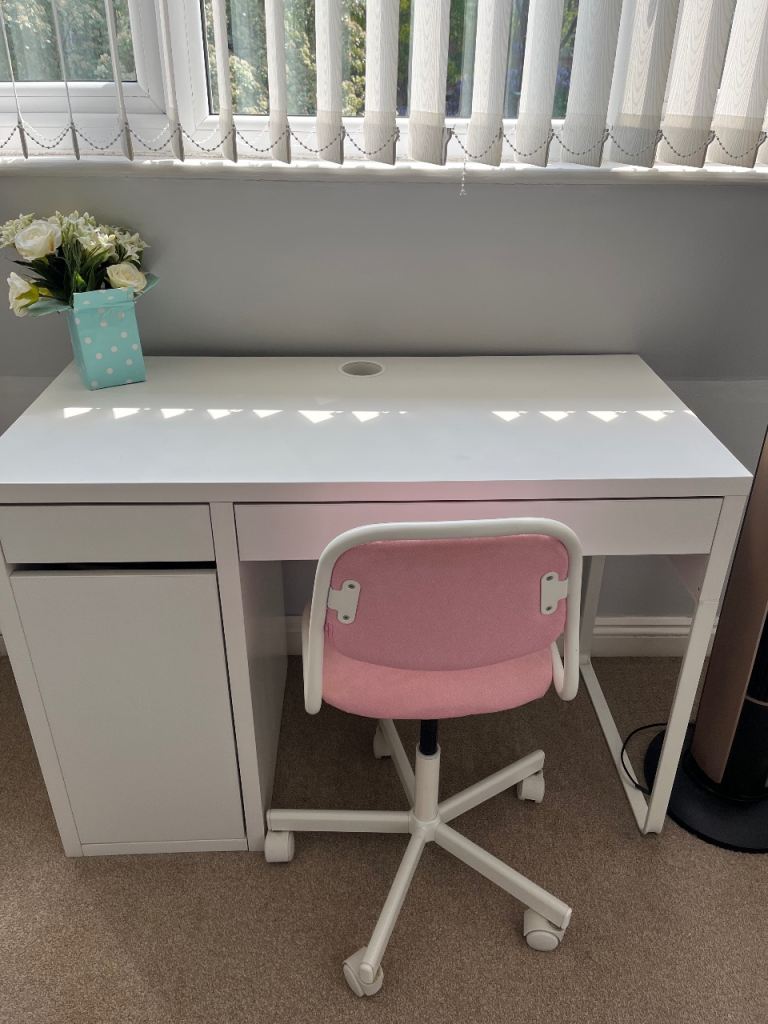 IKEA white desk with chair 