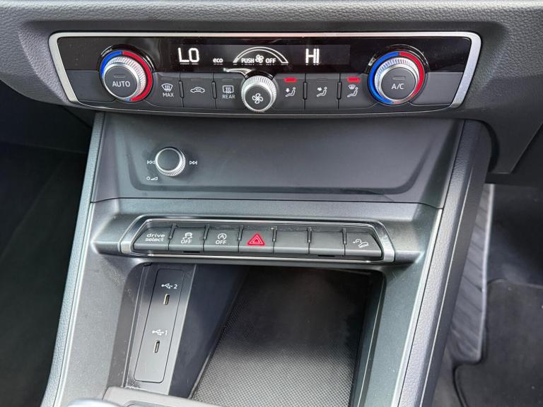 2021 Audi Q3 35 TFSI Black Edition 5dr S Tronic ESTATE PETROL Automatic