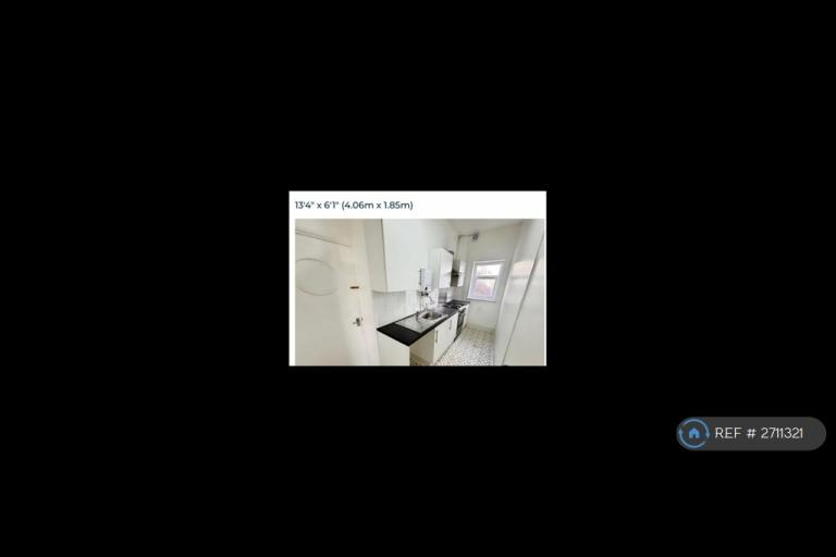 2 bedroom flat in London Street, Folkestone, CT20 (2 bed) (#2711321)