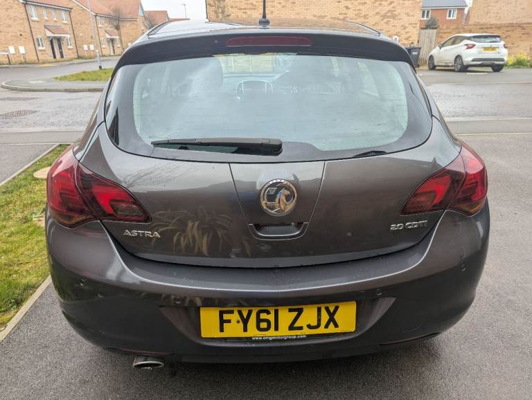 Vauxhall, ASTRA, Hatchback, 2011, Manual, 1956 (cc), 5 doors