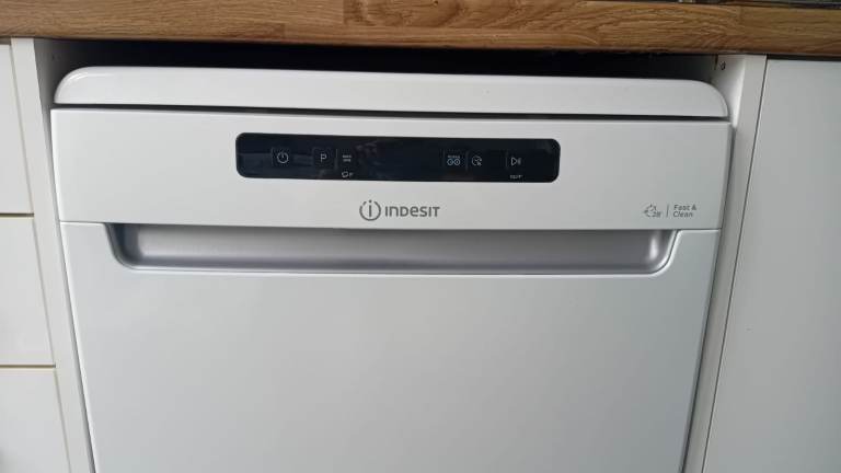 Indesit Dishwasher - Good Working Order