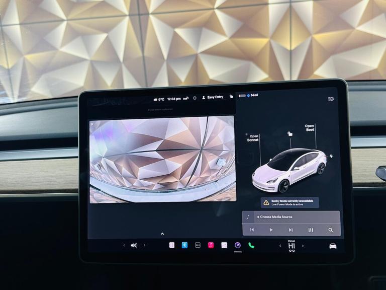  Tesla Model 3 (Dual Motor) Long Range Auto 4WDE 4dr Electric Automatic