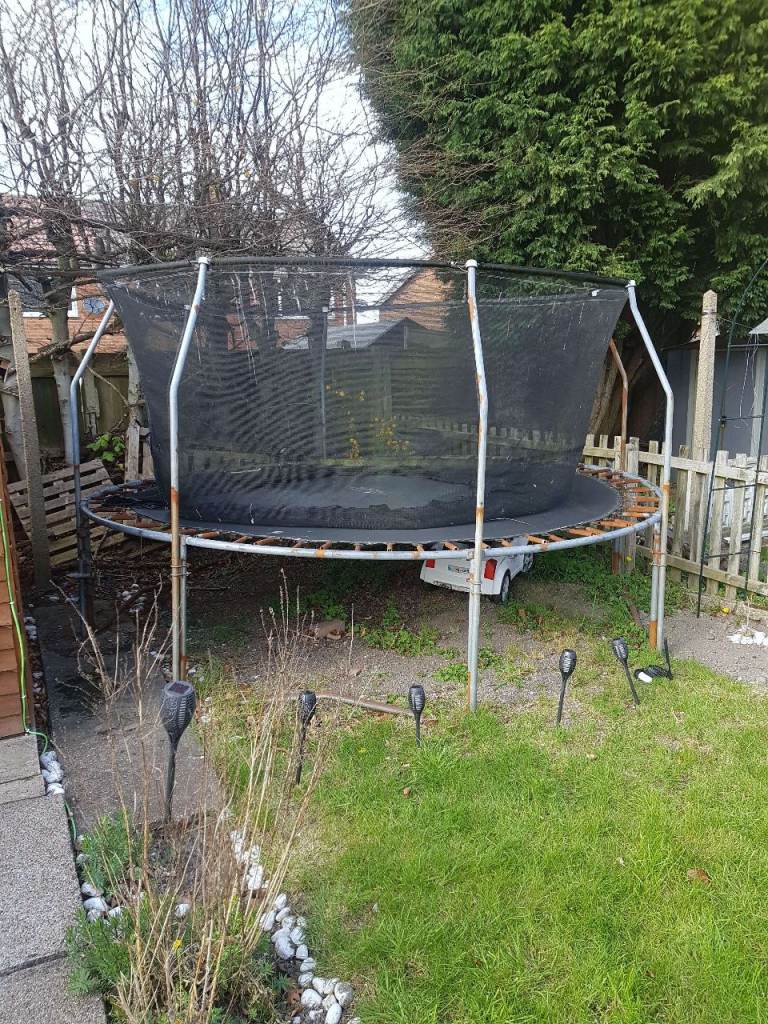 Large 6ft Trampoline 