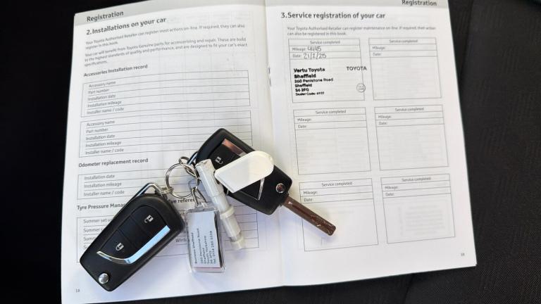 2024 Toyota Yaris 1.5 Hybrid Design 5dr CVT Hybrid Hatchback Hatchback Hybrid Automatic