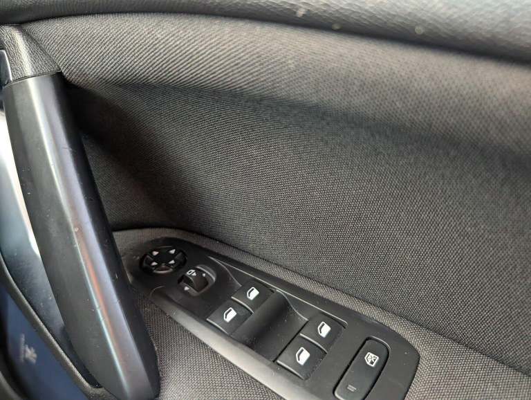 2013 Peugeot 308 1.6 THP Allure 5dr HATCHBACK PETROL Manual