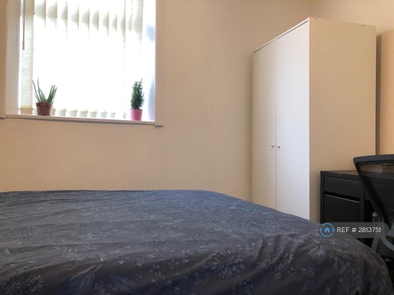 1 bedroom in Leigh, Leigh, WN7 (#2813751)