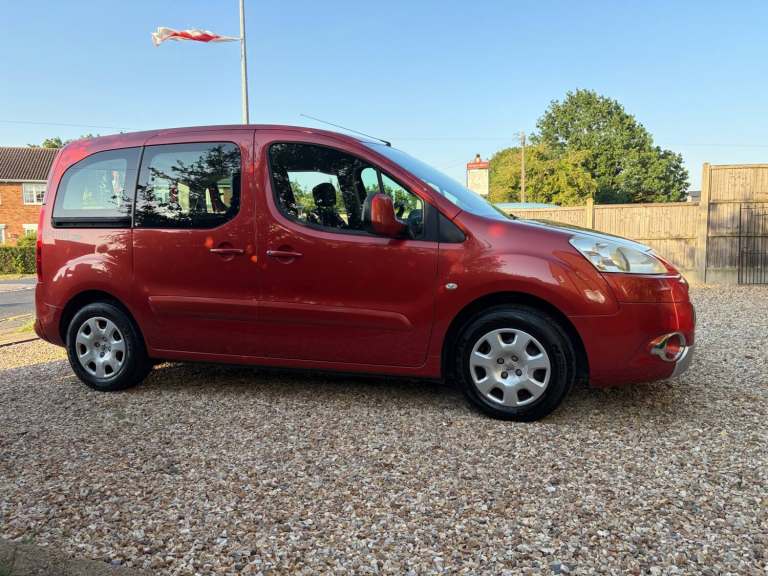 Peugeot partner Wav  vehicle Disabled