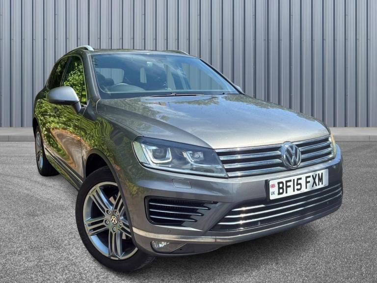 2015 Volkswagen Touareg 3.0 TDI V6 BlueMotion Tech R-Line Tiptronic 4WD Euro 6 (s/s) 5dr ESTATE D...