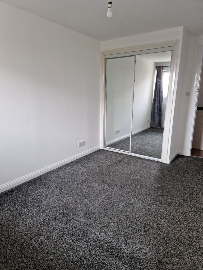 3 double bedroom flat to rent
