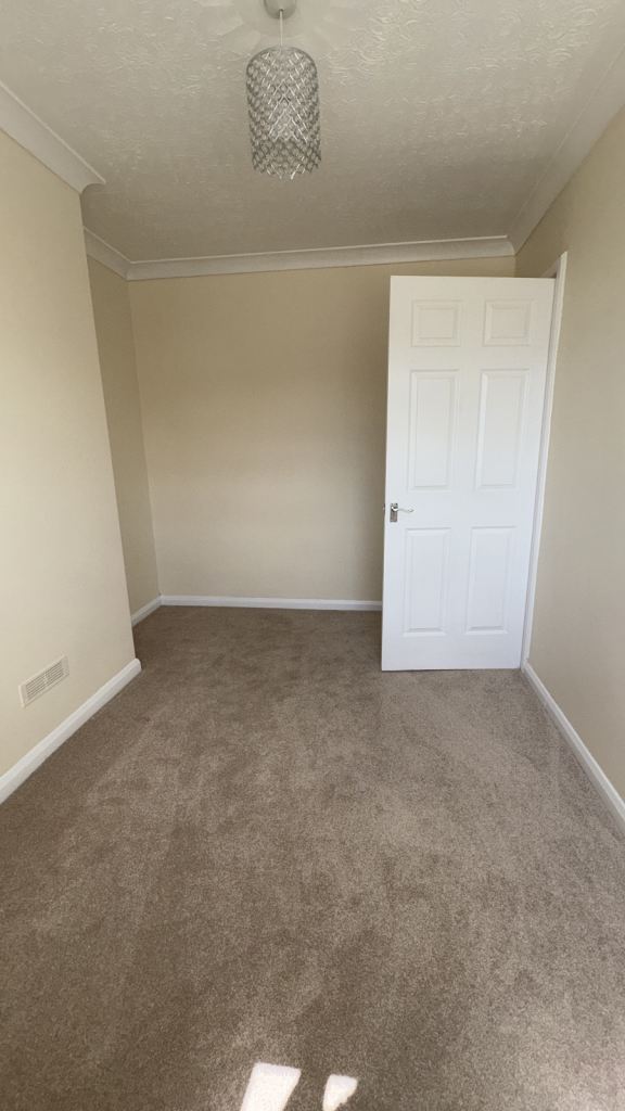 Double Room Available 