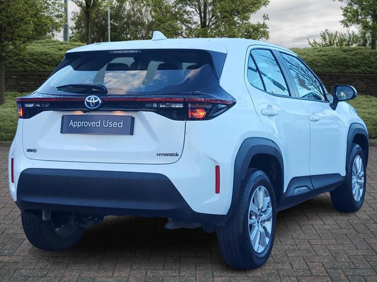 2023 Toyota Yaris 1.5 Hybrid Icon 5dr CVT Estate Hybrid Automatic