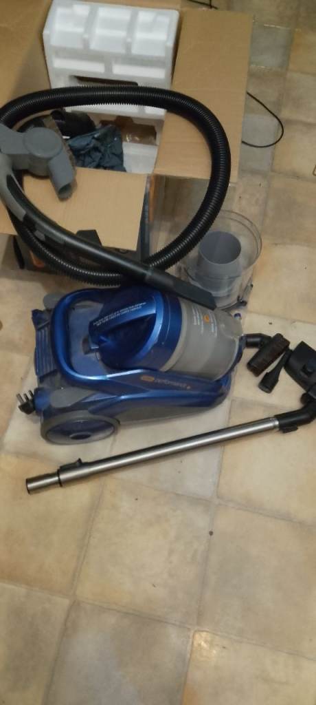 Vacuum cleaner parts