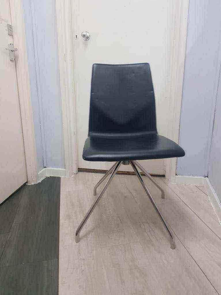 DELIVERY AVAILABLE, CROYDON COLLECTION Black Leather Swivel Dining Canteen chairs