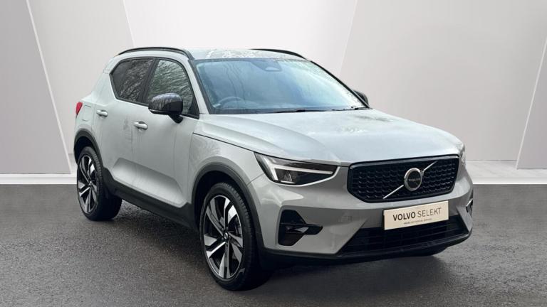 2025 Volvo XC40 2.0 B4P Plus Dark 5dr Auto Petrol Estate Estate Petrol Automatic